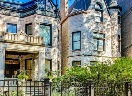 Park West Apartment | East Lincoln Park Gem Spacious 4 BR