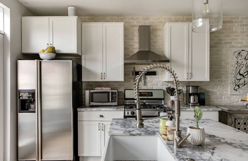 East Village House | EAST VILLAGE 4-LEVEL-HOUSE WITH 5 BATHS & COVERED ATTACHED GARAGE