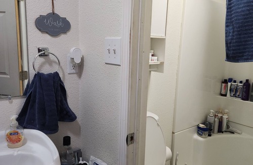 Big Spring Cabin | Efficient 1 bed/1 bath cabin in the Permian Basin