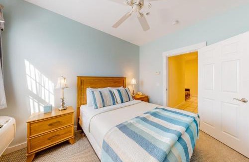 Northeast Harbor House | Efficient Getaway with Free WiFi - Close to Acadia National Park