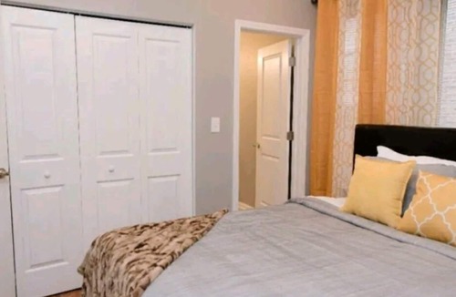 Grand Boulevard Apartment | Elegant 2 Bedroom Apartment in Chicago - Perfect for a Memorable Stay