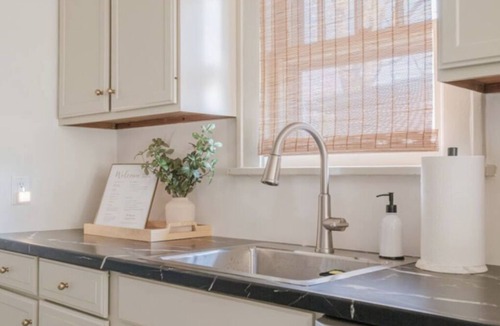 Champaign House | Elegant Family/Pet Friendly Cottage in Coveted Clark Park