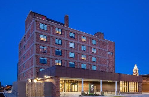 Moline Hotel | Element Moline