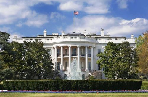 Friendship Heights Hotel | Embassy Suites by Hilton Washington DC Chevy Chase Pavilion