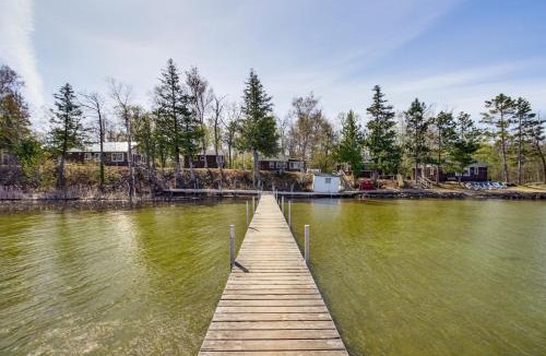 Puposky House | Endless Fun! Lakefront Cabin at Birch Haven Resort