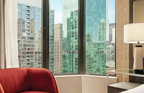 Streeterville House | Enjoy a Hassle-Free and Suiting Stay! 4 Family-friendly Units, Onsite Pool
