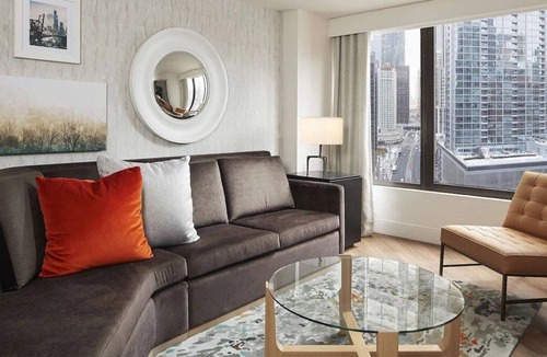 Streeterville House | Enjoy a Hassle-Free and Suiting Stay! 4 Family-friendly Units, Onsite Pool