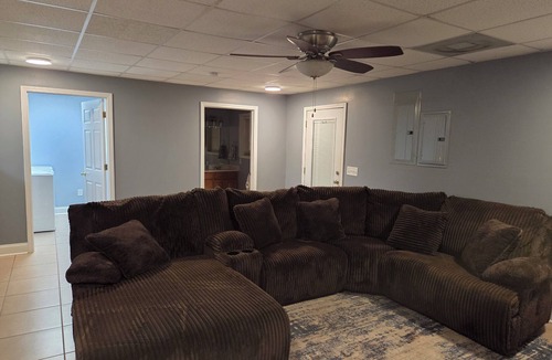 Clarkesville Apartment | Enjoyable 2-bedroom basement apartment with AC in charming Clarkesville