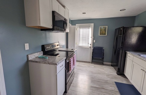 Springfield Cottage | Enjoyable cottage with AC in charming Springfield