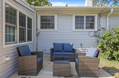 Morton Grove House | Entire home in Morton Grove, Illinois, United States