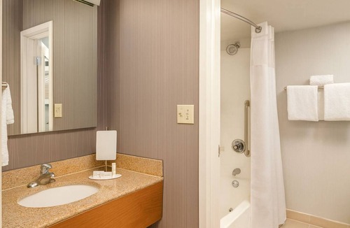 Twin Brook Hotel | Everything You Need For The Perfect Vacation! Pets Are Welcome!
