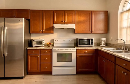 Wilmington Condo | Executive Suite Midtown