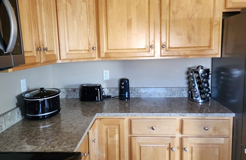 Carterville House | Experience Carterville Charm near Southern IL University