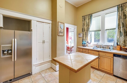 Greater Belhaven House | Explore Jackson! Historic Belhaven Home w/Porch