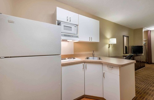 Orange Prairie Hotel | Extended Stay America Select Suites - Peoria - North