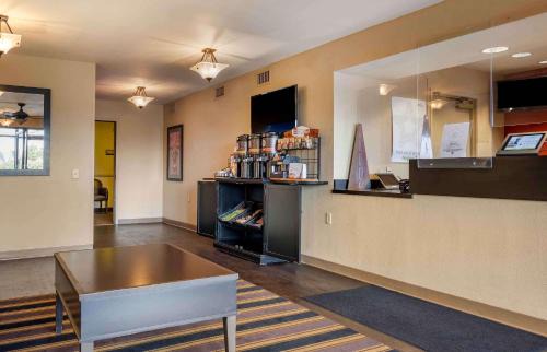 South Hills Hotel | Extended Stay America Suites - Pittsburgh - Airport