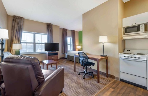 Des Plaines Hotel | Extended Stay America Suites Chicago O'Hare Allstate Arena