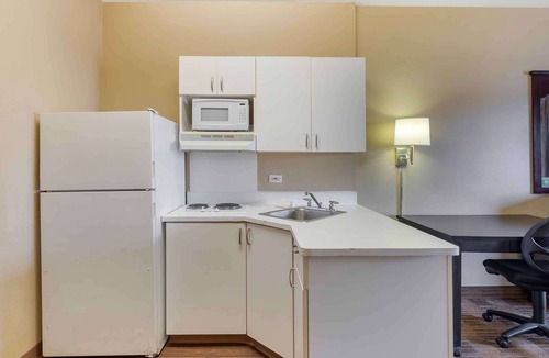Elmhurst Hotel | Extended Stay America Suites Chicago Elmhurst O'Hare