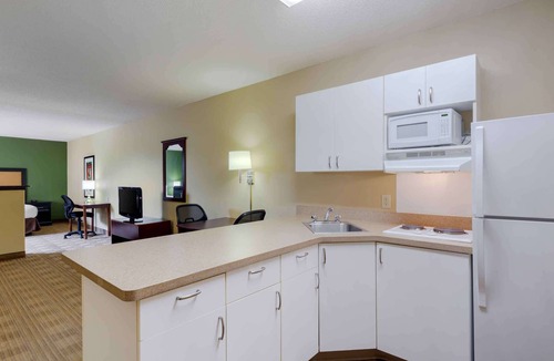 Elmhurst Hotel | Extended Stay America Suites Chicago Elmhurst O'Hare