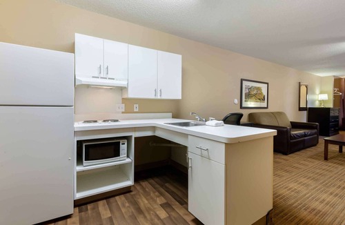 Rockford Hotel | Extended Stay America Suites Rockford I90