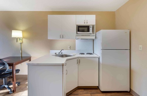 Vernon Hills Hotel | Extended Stay America Suites Chicago Vernon Hills Lake Fores