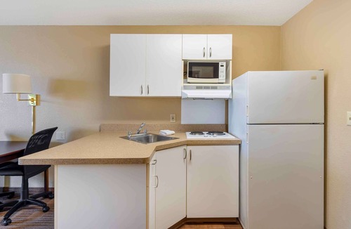 Vernon Hills Hotel | Extended Stay America Suites Chicago Vernon Hills Lake Fores