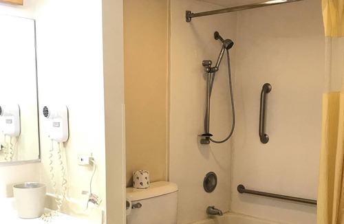 Barrington Hotel | FairBridge Inn Express, Barrington