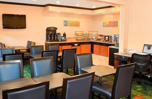 Forsyth Hotel | Fairfield Inn by Marriott Forsyth Decatur