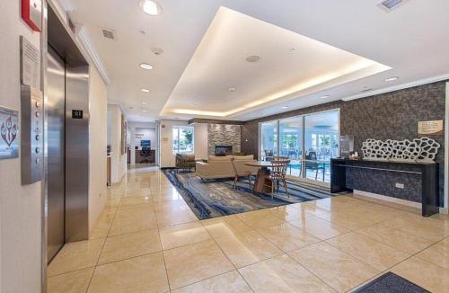 Naperville Hotel | Fairfield Inn & Suites by Marriott Chicago Naperville