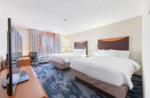 Naperville Hotel | Fairfield Inn & Suites by Marriott Chicago Naperville