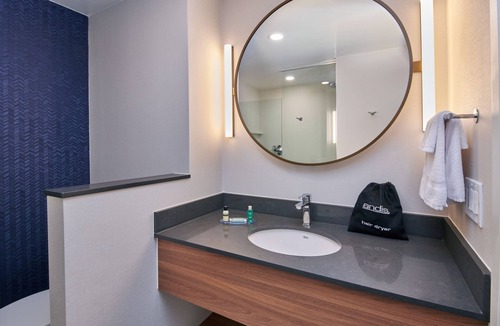 Des Plaines Hotel | Fairfield Inn & Suites by Marriott Chicago O'Hare