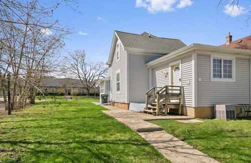Libertyville House | Families Come Stay DT Libertyville near Naval Base