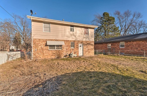 Rockford House | Family-Friendly Rockford Home w/Private Yard!