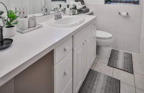 West Town Apartment | Family Fun Haven Summ