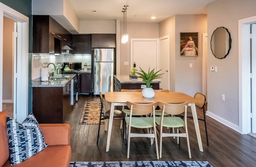 Cedar Park Apartment | First Floor- Pool, Gym, Dog Park, Parking near DTA