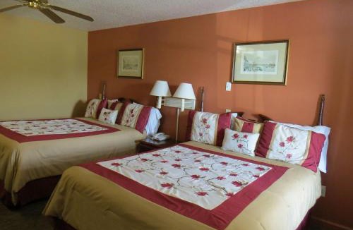 Caseyville Hotel | FIRST WESTERN INN