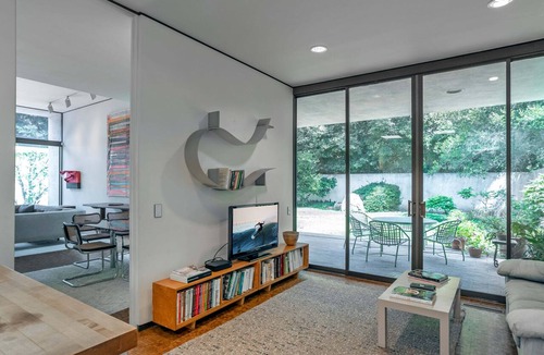 Golden Quadrangle House | Five-star 3 BD 3.5 BA w/office - Upper Village Stunner with a Pool!