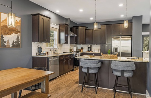 Fairview House | Forest Mountain Views with Yard, 3-bedroom pet friendly home Fairview