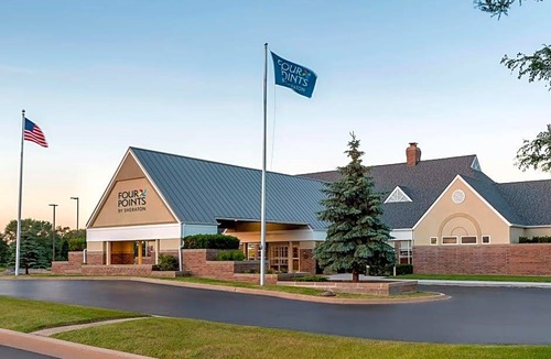Buffalo Grove Hotel | Four Points by Sheraton Buffalo Grove