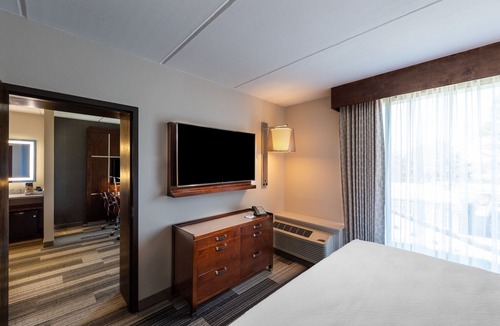 East Point Hotel | Four Points by Sheraton Atlanta Airport West