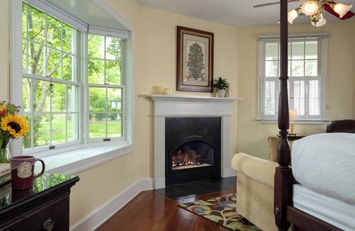 Charlottesville Bed & Breakfast | Foxfield Inn
