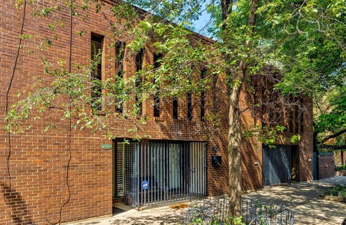 Old Town House | Free Parking! Designed for Work and Play - Perfect for Any Traveler with 2 Work Spaces and Old Town Charm by AllSet Turnover