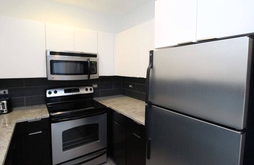 East Hyde Park Apartment | Frontdesk | Trendy Studio Apt in Hyde Park