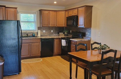 Nauvoo Apartment | Full family APT in Nauvoo-Walking distance to Temple and Historic Nauvoo