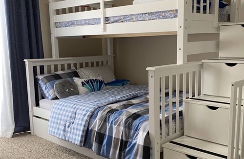 O'Fallon Condo | Fully Funished Condo convenient to St Louis and Scott AFB.