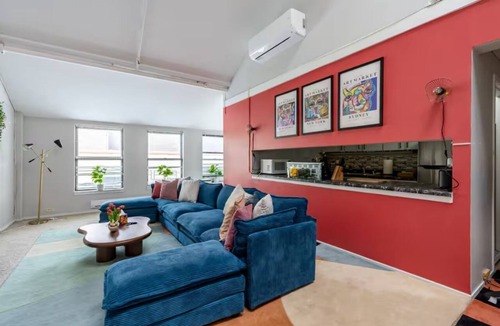 Printers Row Condo | Fun Downtown Penthouse #3 | Vintage +balcony&gym