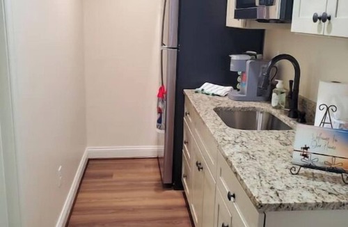 Hagerstown Apartment | Galloping Getaway on the rolling hills of GemStone Stable