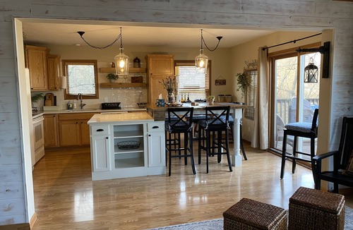 Putnam House | Get away from everyday life and enjoy nature.