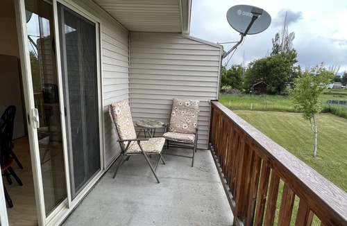 Kalispell Apartment | Gina’s 5th Avenue has the comforts of home.