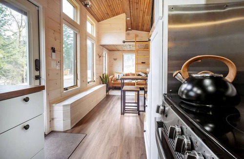 Chester Cabin | Gorgeous Cedar Tiny House for a Unique Pet-Friendly Getaway in Chester, Vermont